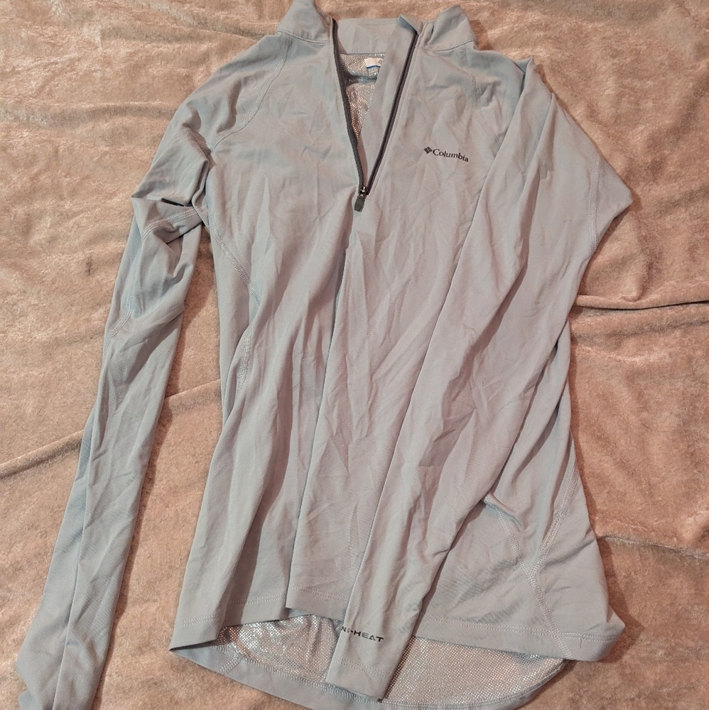 Columbia Light Blue Long Sleeve Pullover